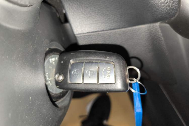 Used Nissan Sylphy 2022 Classic 1.6XE CVT Comfort Edition Vehicle Key