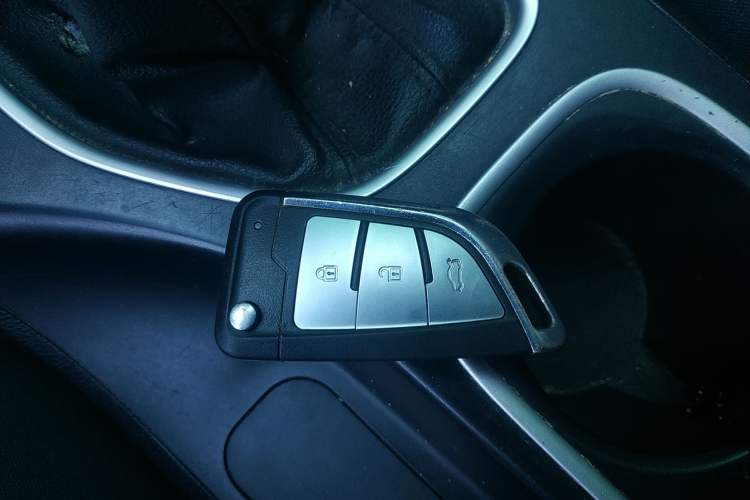 Used Bestune B50 2016 1.6L manual luxury version