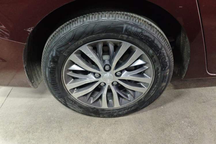 Used Buick GL8 2022 ES Landtrek 653T Comfort Edition