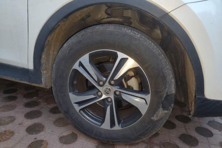 Used Toyota RAV4 2015 2.0L CVT 4x4 Trend Edition