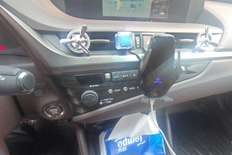 Used Lexus ES 2018 260 Luxury Edition China V Standard