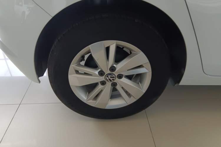 Used Volkswagen Polo 2023 Revised Plus 1.5L Automatic Panoramic Enjoyment Edition Exterior 5