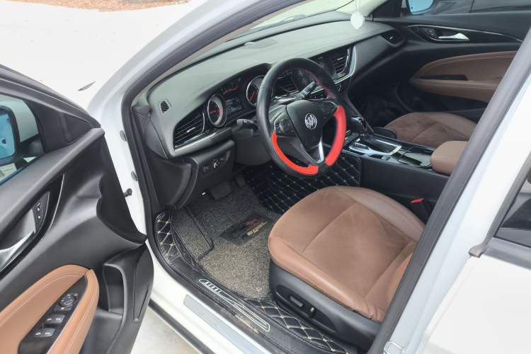 Used Buick Regal 2017 20T Elite Edition Driver Seat