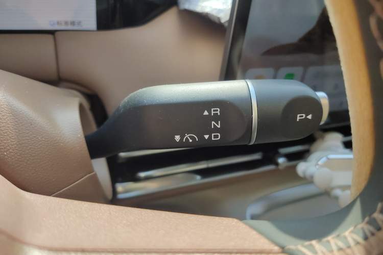 Used Wuling Bingo S 2025 Model 430km Deluxe Edition