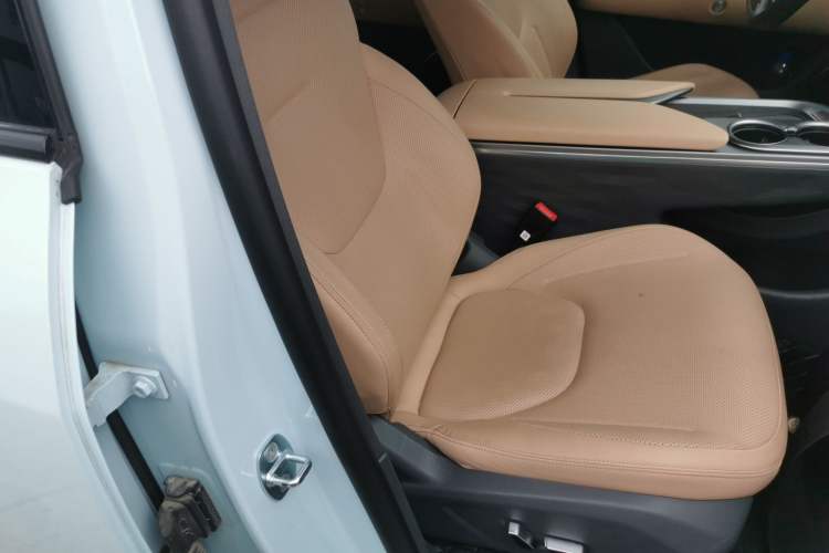 Used ARCFOX Alpha T5 2025 520 MAX
