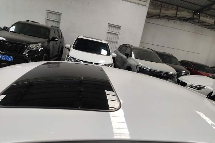 Used Hyundai Elantra 2022 1.5L CVT LUX Prestige Edition