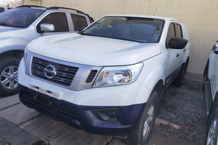 Used Nissan Navara 2017 2.5L Automatic 2WD Luxury Edition QR25