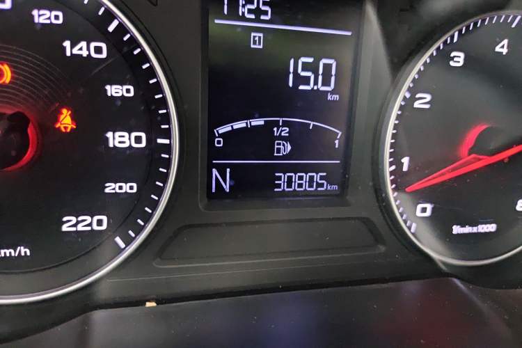 Used MG ZS 2018 1.5L Automatic Luxury Edition China V Standard