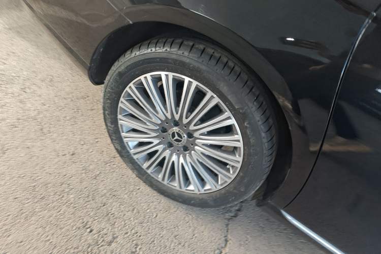 Used Mercedes-Benz E-Class 2021 Restyled E 300 L Luxury Edition
