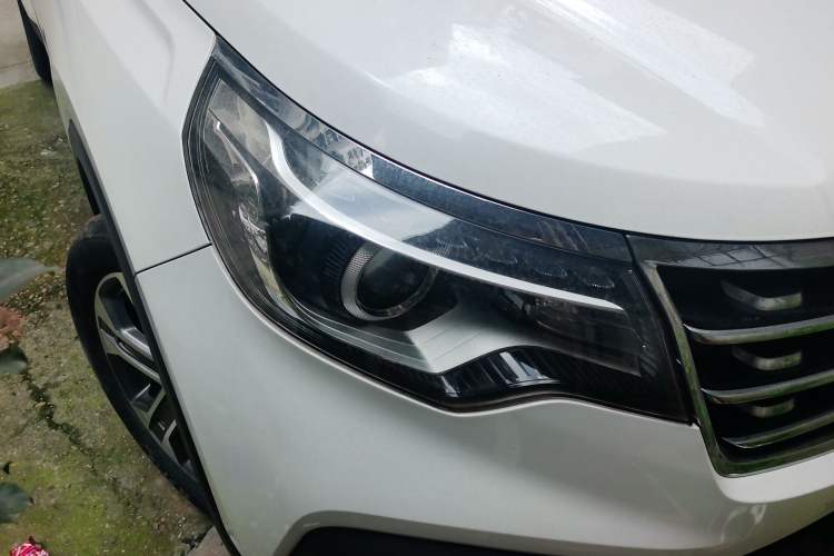 Used Kia Sportage R 2018 2.0L Automatic Smart Luxury Version China V Standard Right Front Headlight