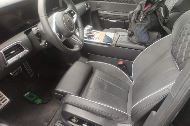 Used Hongqi E-HS9 2021 460 km Range Flagship Edition Six-Seater Left Front Seat