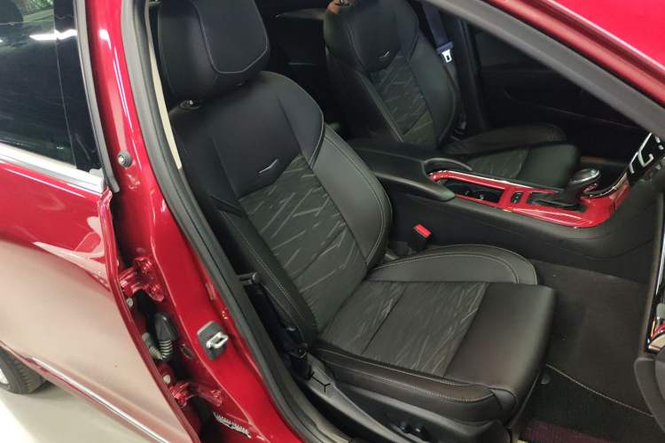 Used Cadillac ATS-L 2017 28T Tech Edition Right Front Seat