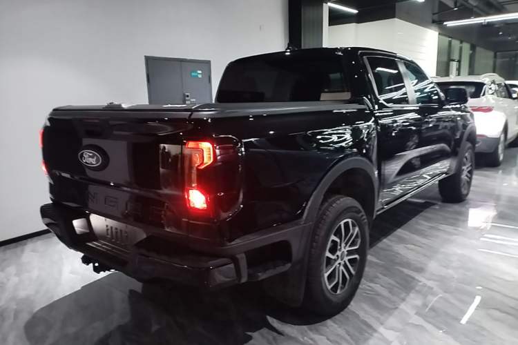 Used Ford Ranger 2023 Trailblazer 4x4 Automatic Version – Gasoline Rear Right 45 Deg