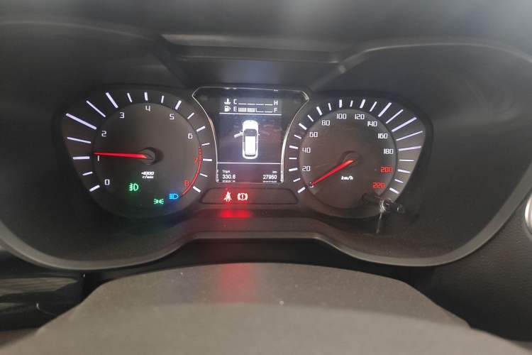 Used GAC Trumpchi GS4 2017 235T Manual Two-Wheel Drive Luxury Edition Instrument Cluster