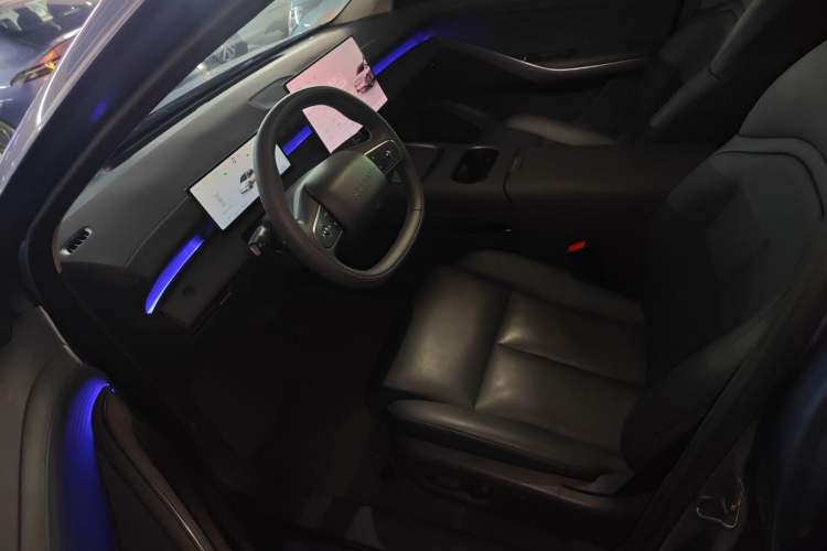 Used Nissan N6 2026 Model 180 Max Left Front Seat