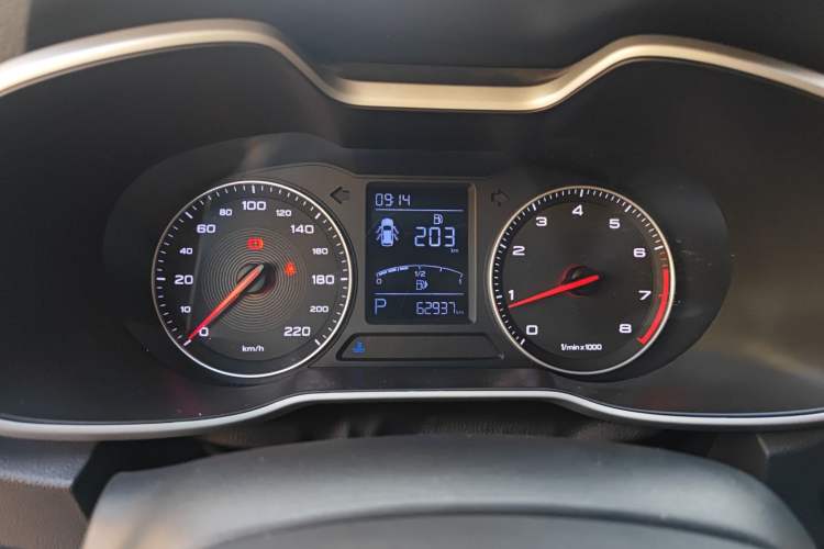 Used MG ZS 2018 1.5L Automatic Luxury Edition China V Standard