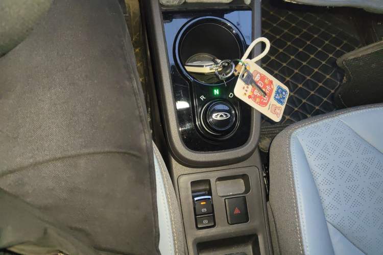 Used Chery Little Ant 2022 Sweet Pink Edition Half-Sugar Version Lithium Iron Phosphate 30 kW 301 km