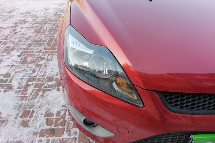 Used Ford Focus 2013 Hatchback Classic 1.8L Automatic Base Model
