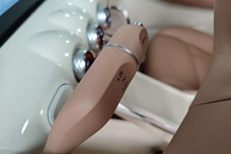 Used Wuling Bingo 2025 333 km Enjoyment Version Gear Lever