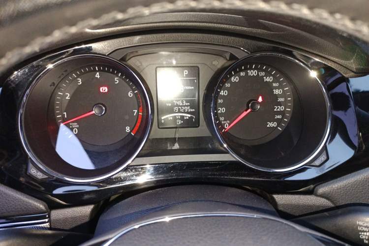 Used Volkswagen Sagitar 2018 1.6L Automatic Comfort Model Odometer Close Up