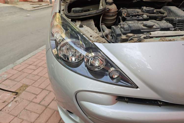 Used Peugeot 207 2011 Hatchback 1.4L Manual Yule Edition Right Front Headlight