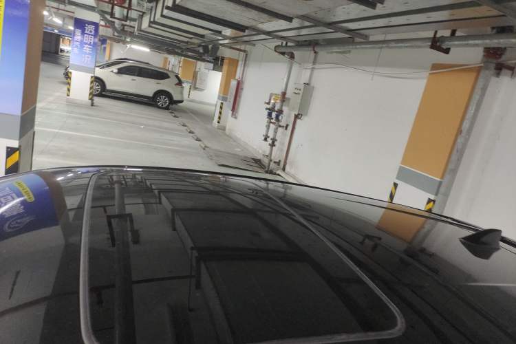 Used Toyota IZOA 2018 2.0L Yichi Edition China V Standard