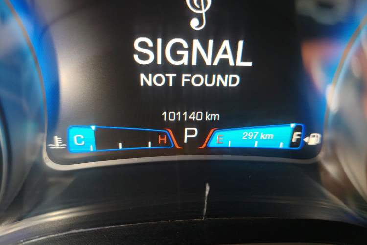 Used Chrysler 300C 2014 3.0L Excellence Edition