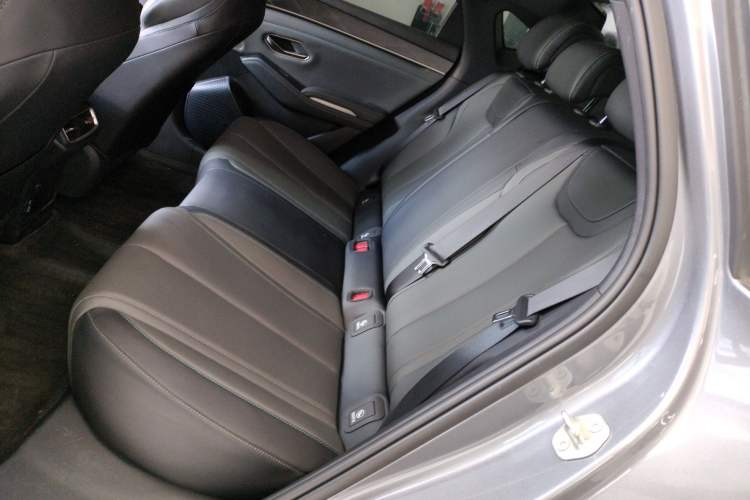 Used BYD Qin L 2024 DM-i 80KM Beyond Model Left Rear Seat