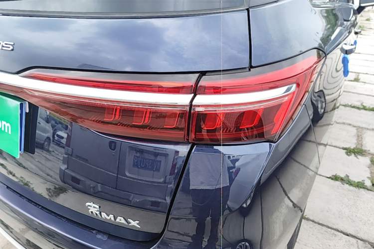 Used BYD Song MAX 2021 Upgraded Model 1.5T Automatic Luxury 6-Seater Exterior 3