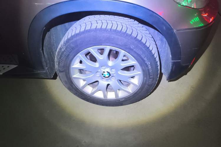 Used BMW X5 2011 xDrive35i Leading Model
