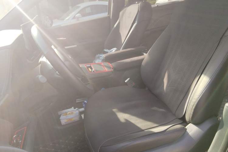 Used Toyota SIENNA 2024 2.5L Hybrid Four-Wheel Drive Prestige Edition