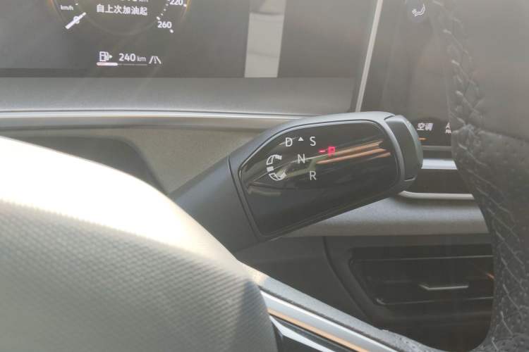 Used Volkswagen Tayron 2025 Tiguan L 380TSI 4Motion Luxury Easy Package