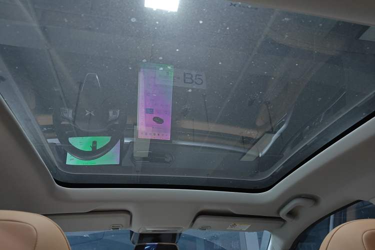 Used XPeng P5 2024 500 Pro Edition Headliner