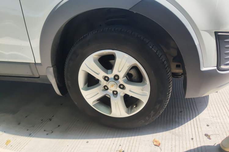 Used Chevrolet Captiva 2015 2.4L Two-Wheel Drive Urban Version 5 Seats