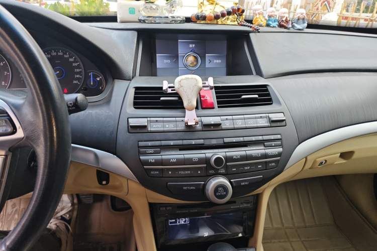 Used Honda Crosstour 2012 2.4L Luxury Edition Audio And AC Panel