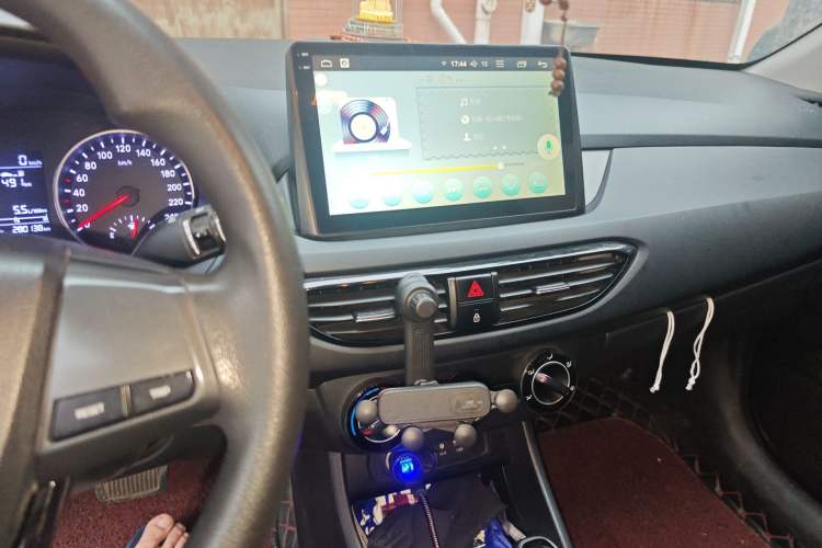 Used Hyundai Celesta 2018 1.6L Automatic GL Enjoyment Version China V Standard Audio And AC Panel