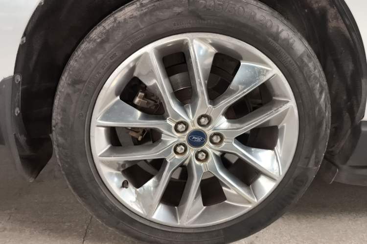 Used Ford Edge 2016 EcoBoost 245 Four-Wheel Drive Titanium 7-Seater
