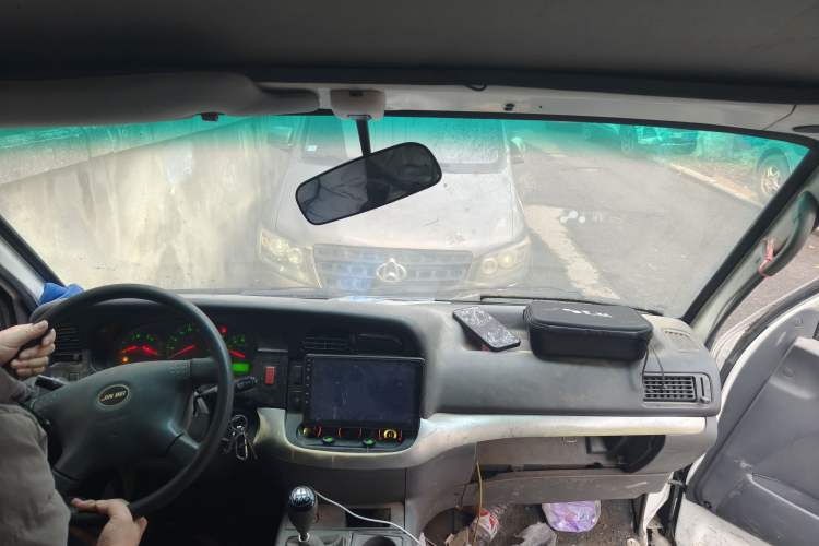 Used Jinbei Hiace 2014 2.0L 5th Generation Kuaiyunwang Business Version 4G20B
