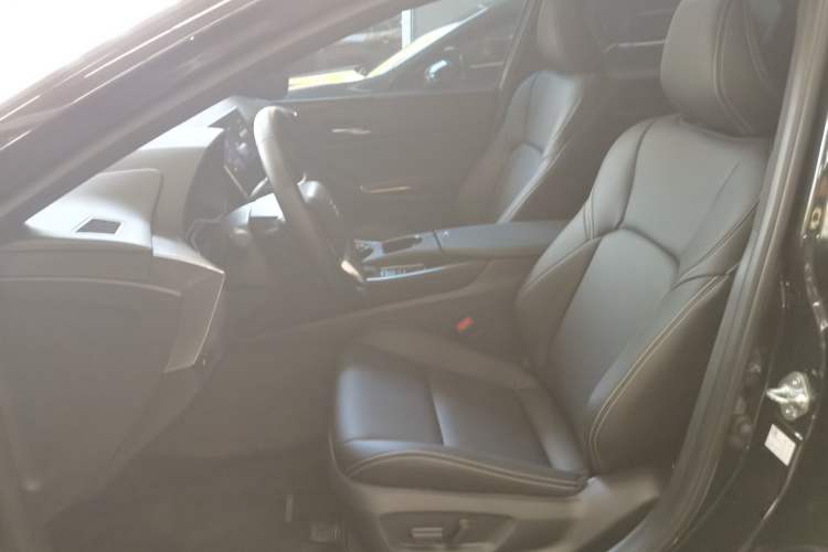 Used Toyota Avalon 2024 2.0L Ambition Edition
