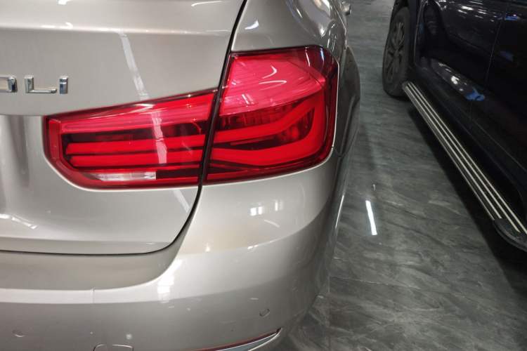 Used BMW 3 Series 2018 320Li Fashion Model
