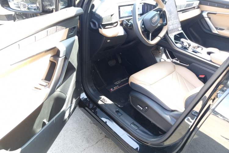 Used Geely Auto FX11 2024 1.5TD DCT Prestige Edition Driver Seat