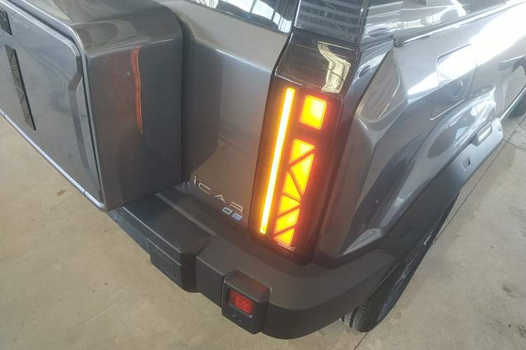 Used iCAR 03 2024 501km Range Two-Wheel Drive Long-Range Smart Trend Edition Exterior 3