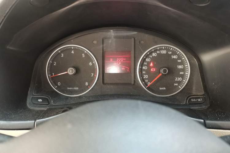 Used Volkswagen Bora 2012 1.6L Manual Fashion Edition