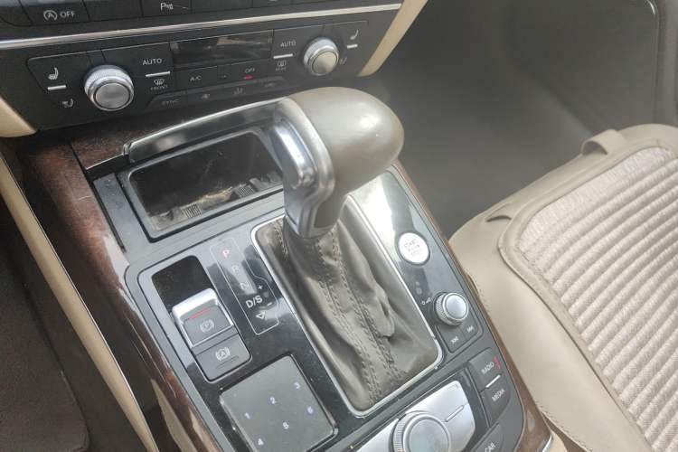 Used Audi A6L 2014 35 FSI Luxury Edition
