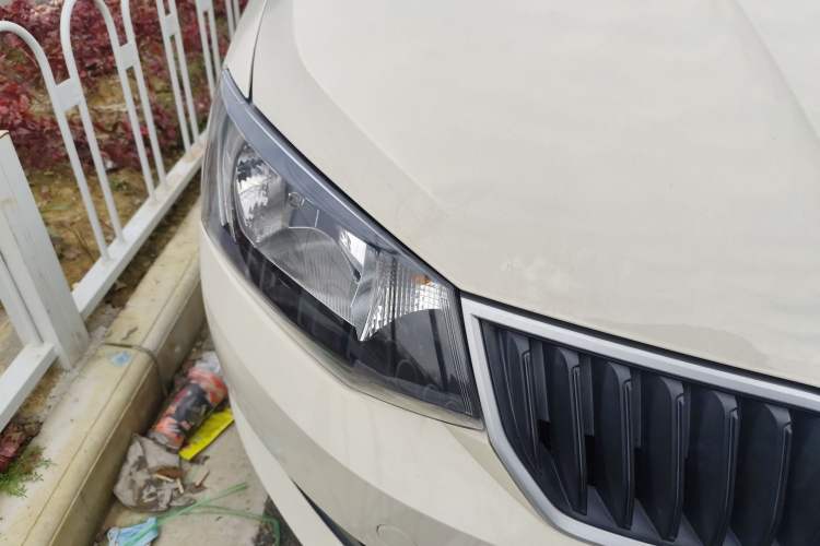 Used Skoda Fabia 2016 1.4L Automatic Car Enjoy Edition