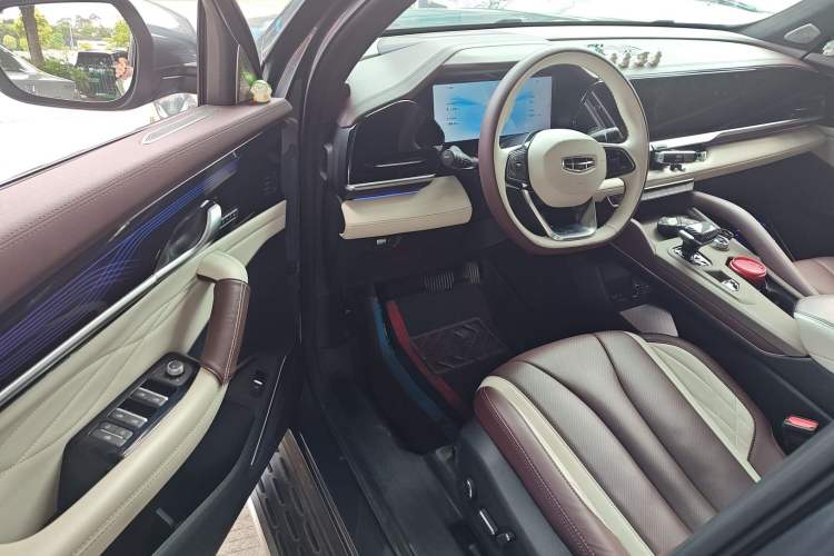 Used Geely Auto Monjaro L 2024 2.0TD High-Power Automatic Two-Wheel Drive Yunqi Version Driver Seat