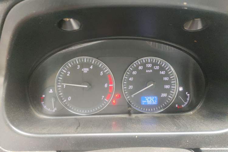 Used HYOSOW H2 2016 H2E 1.5L Classic Model BJ415A
