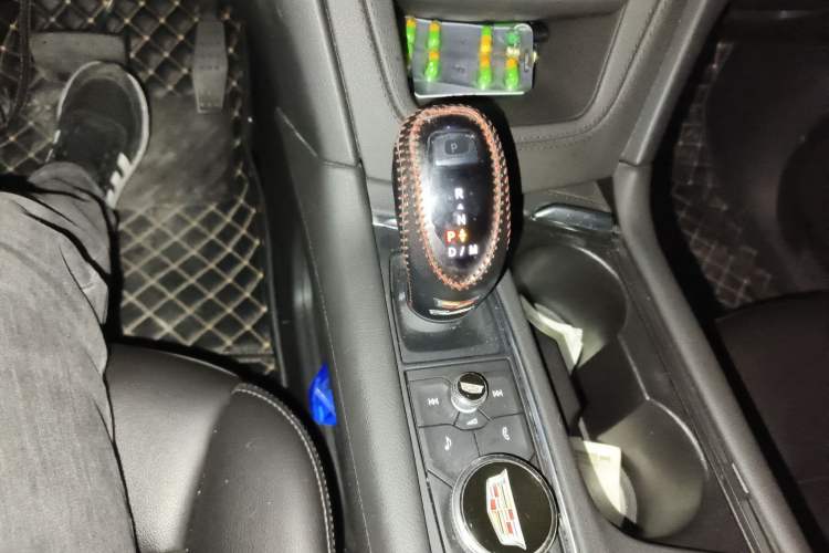 Used Cadillac XT5 2022 2.0T Two-Wheel Drive Luxury Version