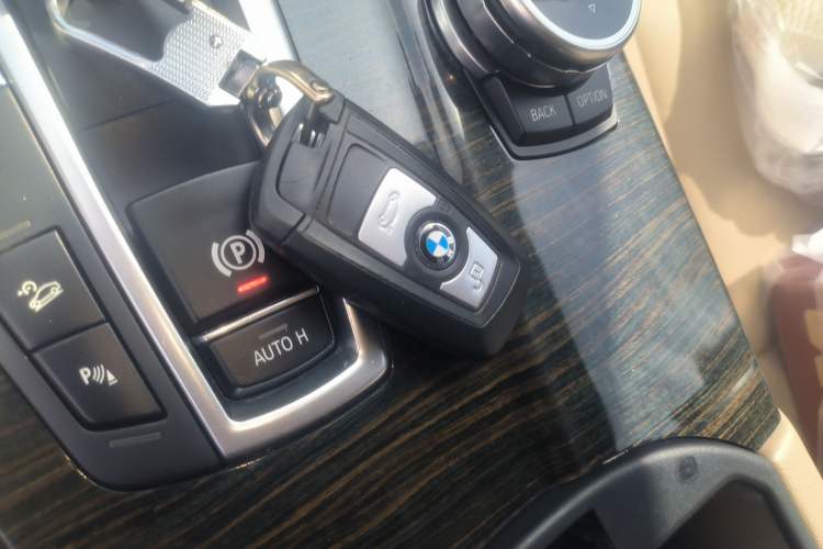 Used BMW X3 2013 Facelifted xDrive20i Luxury Edition Vehicle Key