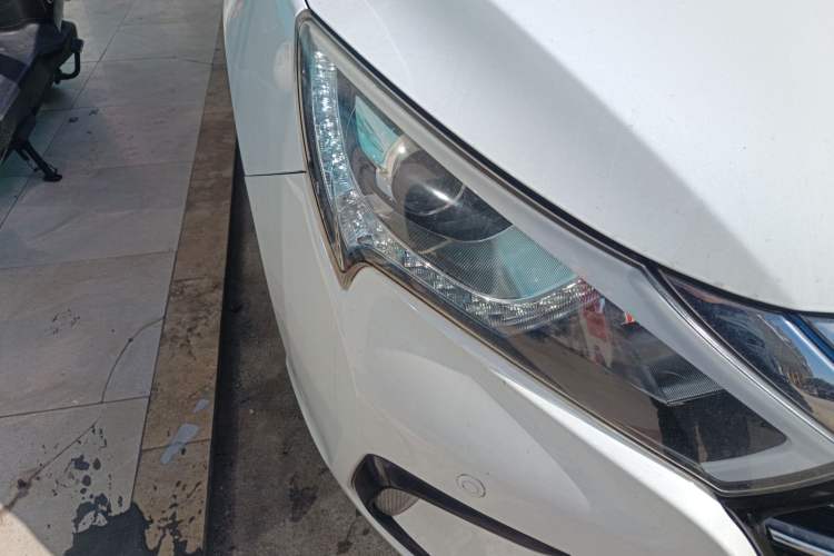 Used BYD Qin New Energy 2017 Qin 1.5T 100 Right Front Headlight